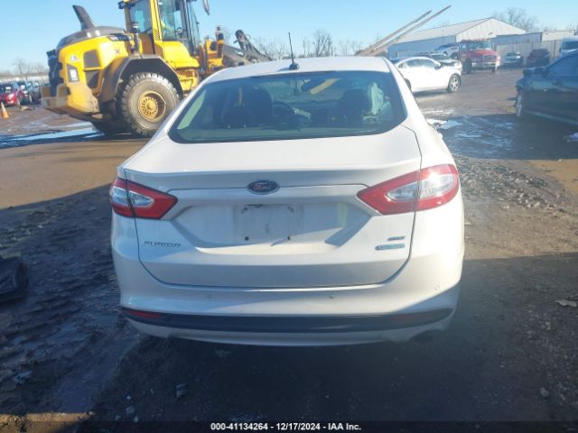 3FA6P0HD6FR243419 Ford FUSION SE