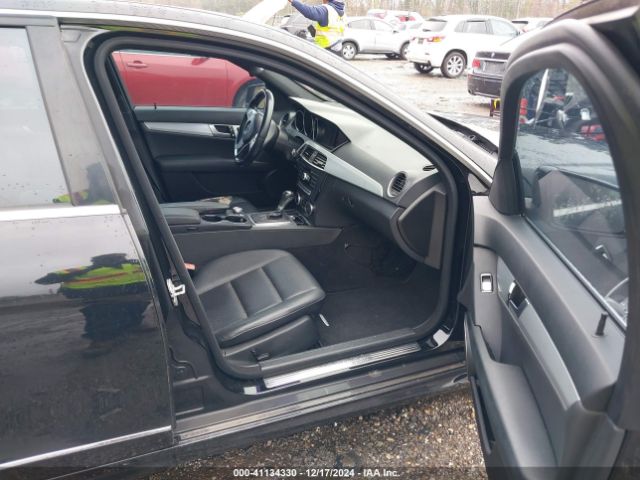 WDDGF4HB8EA961513 Mercedes-Benz C 250 Luxury/sport