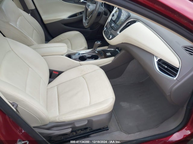 Chevrolet MALIBU LT 2019 1G1ZD5ST7KF201130 Image 5