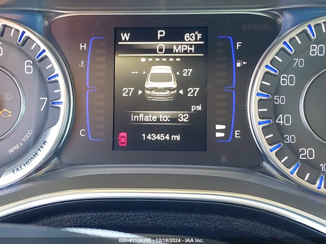 1C3CCCAB2FN528712 Chrysler 200 Limited