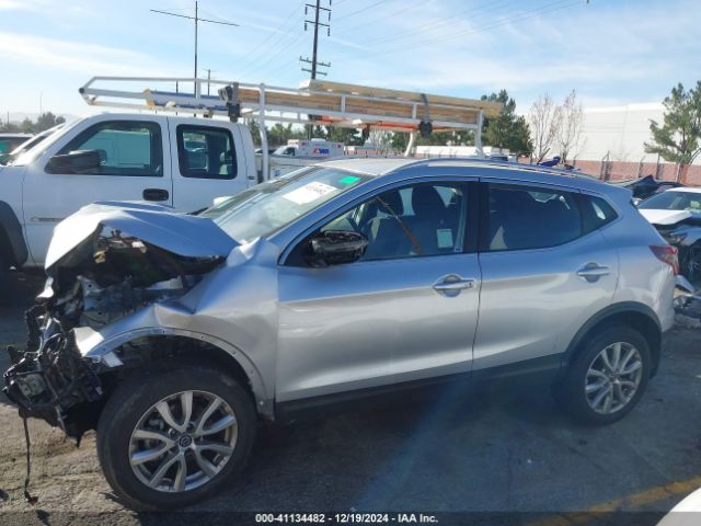 JN1BJ1BV0MW571188 Nissan Rogue Sport Sv Fwd Xtronic Cvt