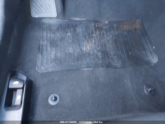 5YFEPMAE3MP244692 Toyota COROLLA LE