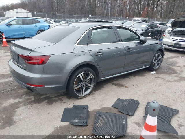 2018 AUDI A4 WAUENAF48JA213875 Photo 3