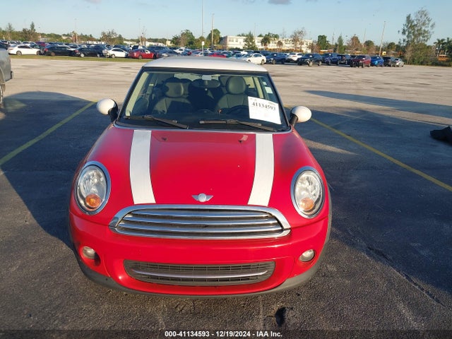 2011 MINI COOPER WMWSU3C50BT097155 Photo 5