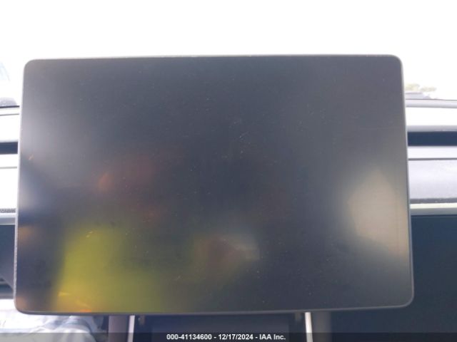 5YJYGDED4MF112857 Tesla Model Y Standard Range Rear-wheel Drive