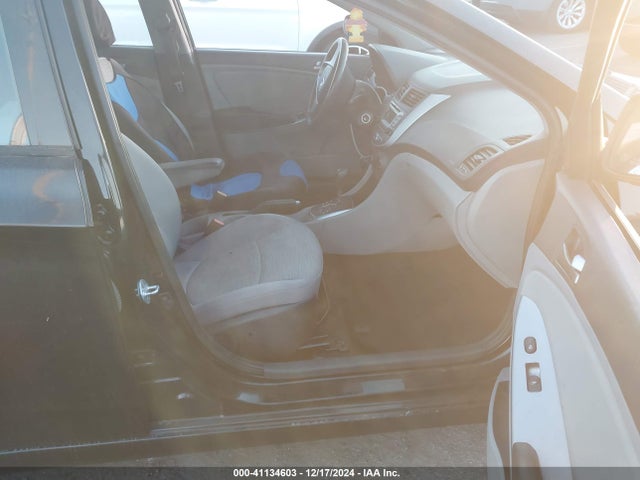 Hyundai ACCENT SE 2017 KMHCT4AE1HU275141 Image 5