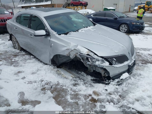 2015 1LNHL9FT3FG601348 main image