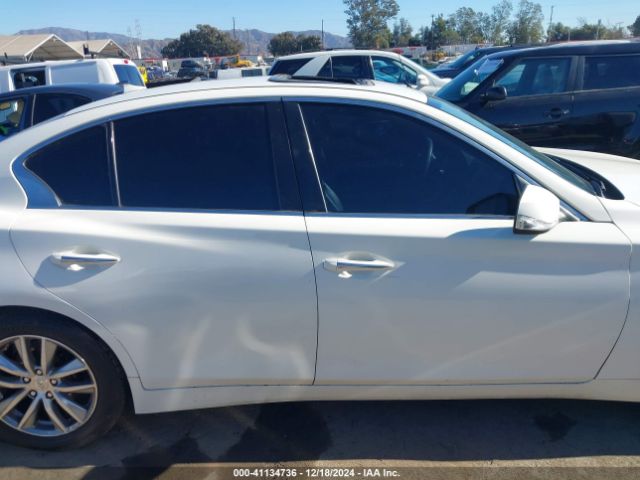 JN1CV7AP9HM641318 Infiniti Q50 2.0t Base