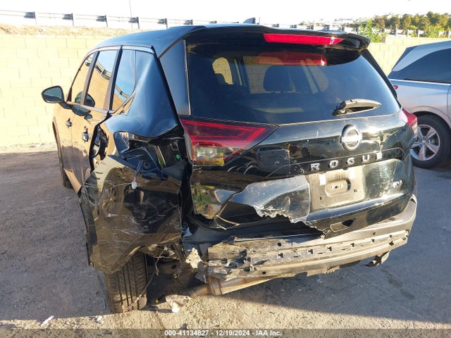 5N1BT3BA8PC746594 Nissan Rogue Sv Fwd