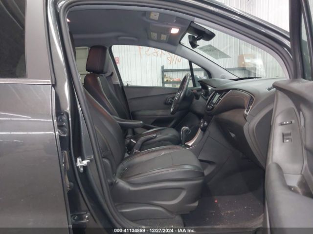 3GNCJPSBXLL236879 Chevrolet Trax Awd Lt
