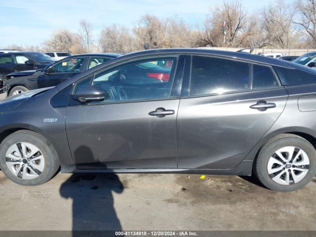 JTDKARFP2H3066106 Toyota Prius Prime Premium