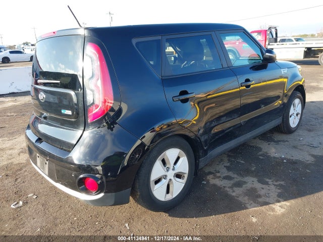 KNDJX3AE0G7013067 KIA Soul Ev +