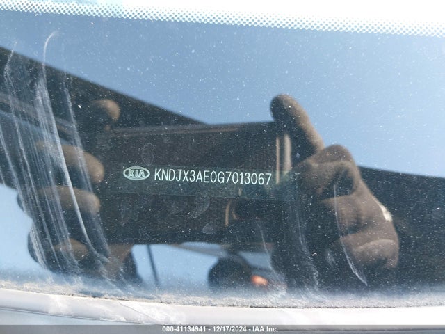 KIA Soul Ev + 2016 KNDJX3AE0G7013067 Image 9