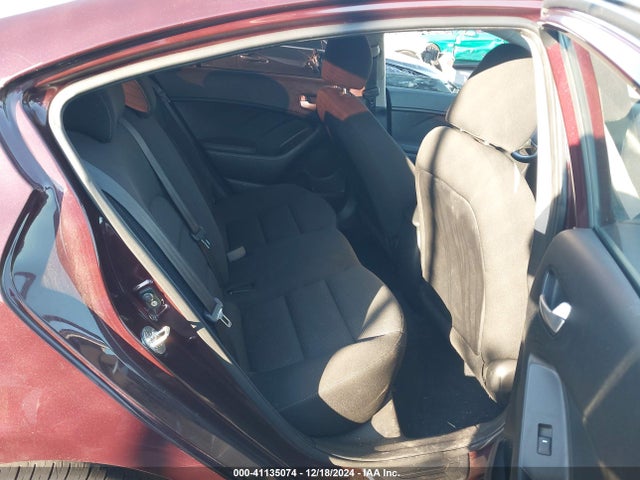 KIA FORTE LX 2017 3KPFK4A74HE027034 Image 8