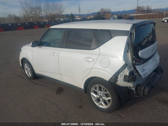 KIA SOUL S 2023 KNDJ23AU8P7854205 Image 3