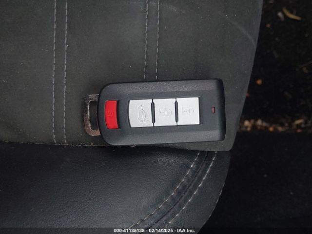 2020 MITSUBISHI OUTLANDER JA4AD3A34LZ047139 Photo 10