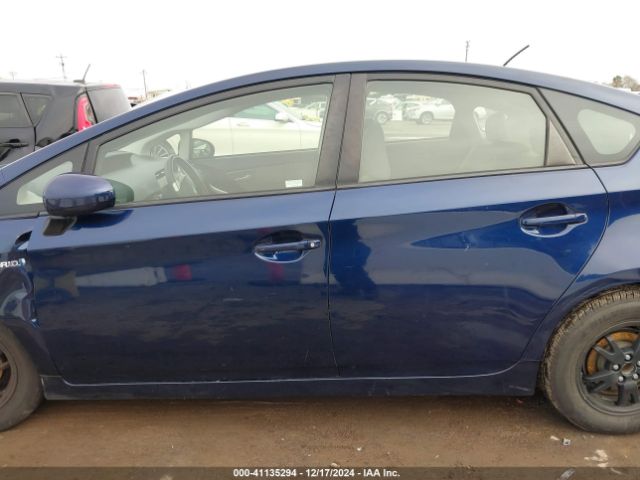 JTDKN3DU1E1759721 Toyota Prius Two