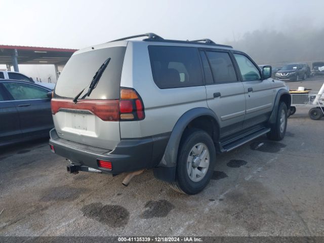 2000 MITSUBISHI MONTERO SPORT JA4LS31H1YP801627 Photo 3