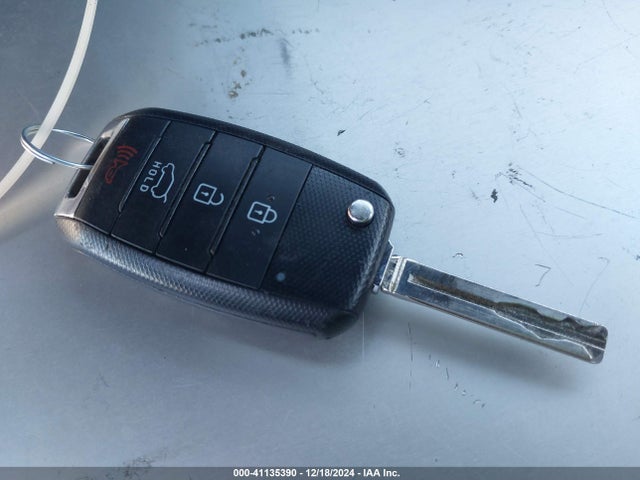 KIA Soul 2019 KNDJN2A2XK7000373 Image 11