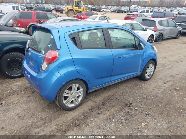 Chevrolet Spark 1lt Cvt 2015 KL8CD6S96FC761860 Image 4