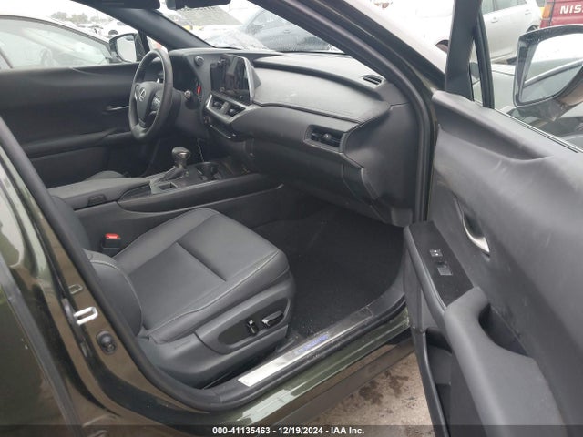 JTHX6JBH9P2151597 Lexus UX 250H