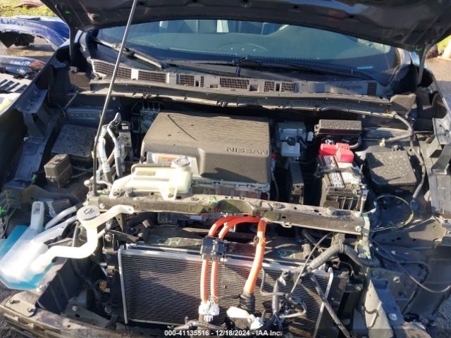 1N4AZ1CP6JC312886 Nissan Leaf Sl