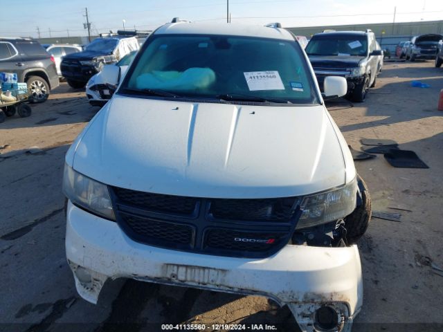 3C4PDCGBXJT141352 Dodge Journey Crossroad
