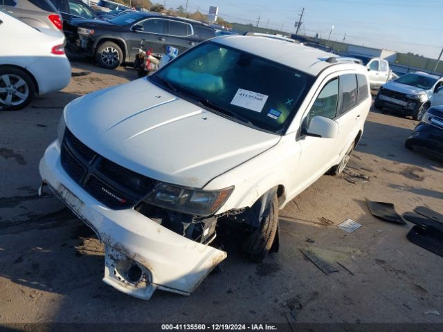 3C4PDCGBXJT141352 Dodge Journey Crossroad