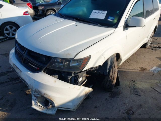 3C4PDCGBXJT141352 Dodge Journey Crossroad