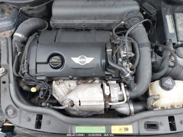 2011 MINI COOPER S WMWSV3C56BTY11030 Photo 9