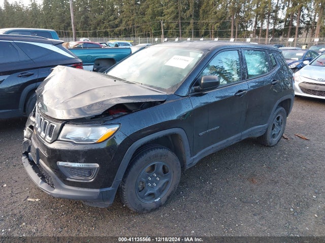 3C4NJDAB3KT829032 Jeep Compass Sport 4x4