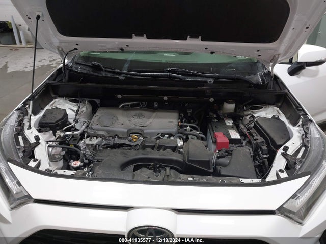 Toyota RAV4 LE 2023 JTMG1RFV7PD098191 Image 10