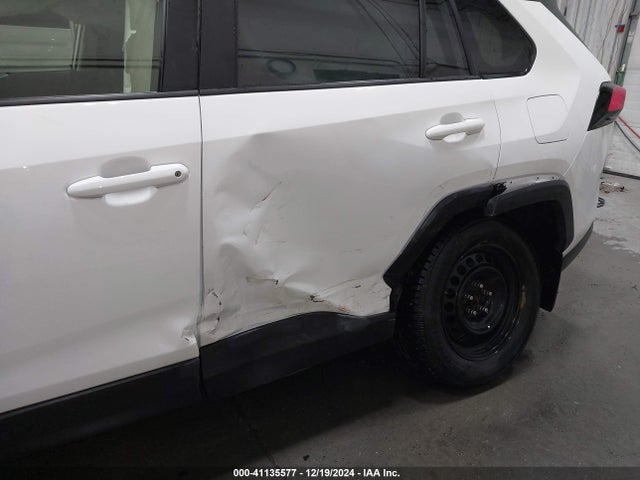 Toyota RAV4 LE 2023 JTMG1RFV7PD098191 Image 6