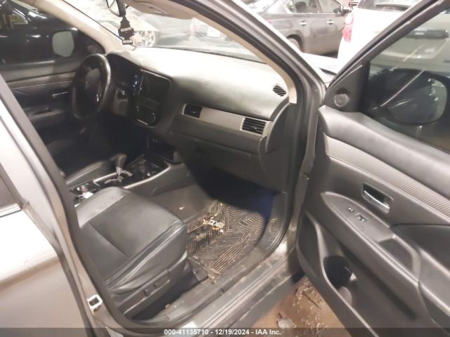 2019 MITSUBISHI OUTLANDER JA4AZ3A39KZ040459 Photo 4