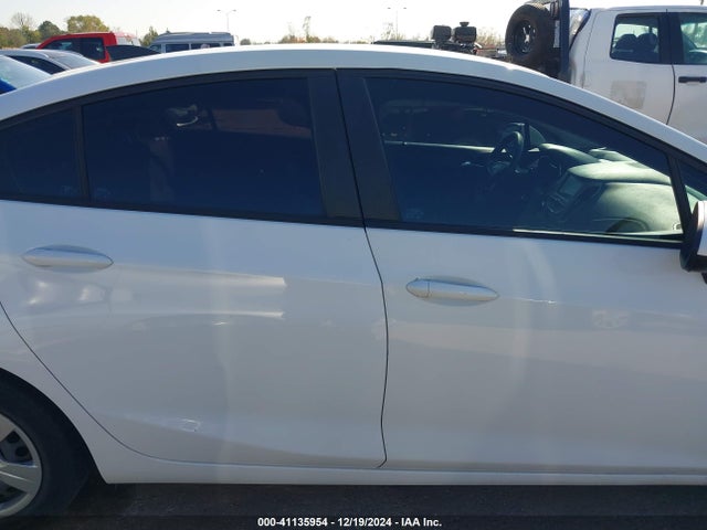 Chevrolet Cruze Ls Auto 2018 1G1BC5SM5J7103591 Image 13