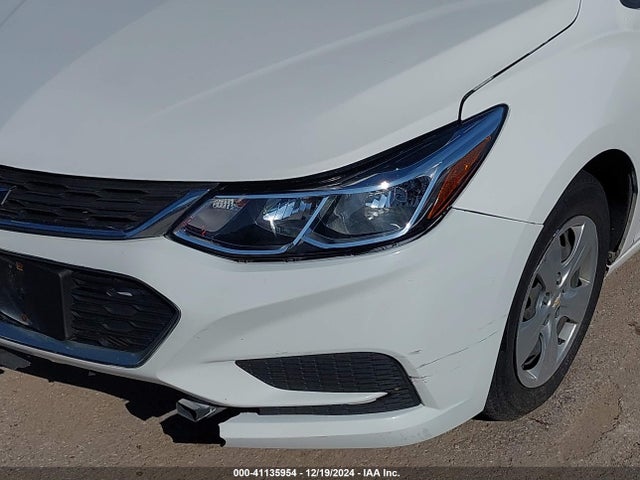Chevrolet Cruze Ls Auto 2018 1G1BC5SM5J7103591 Image 18