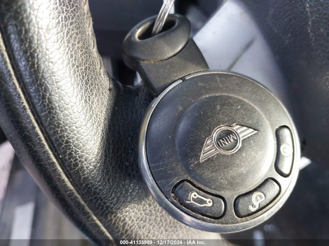 2008 MINI COOPER S CLUBMAN WMWMM33528TP71291 Photo 10