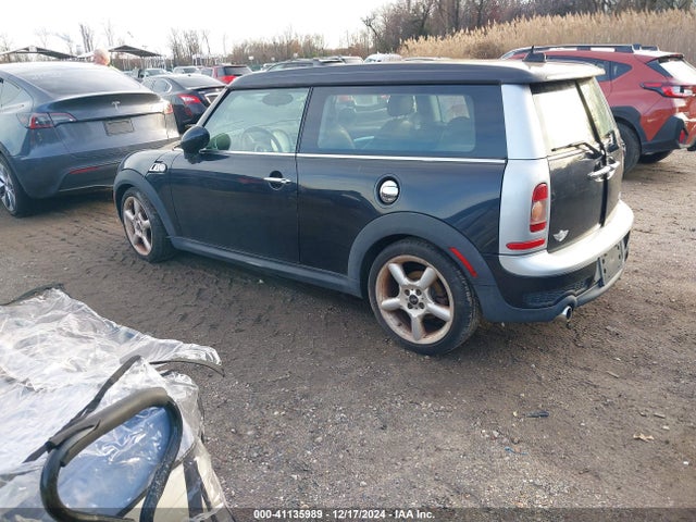 2008 MINI COOPER S CLUBMAN WMWMM33528TP71291 Photo 2
