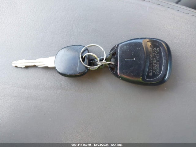 2005 CADILLAC DEVILLE 1G6KD54Y65U111164 Photo 10