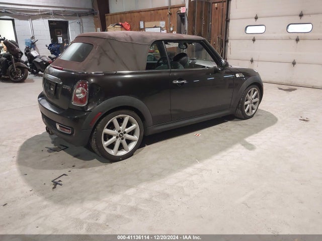 2013 MINI CONVERTIBLE WMWZP3C59DT297735 Photo 3