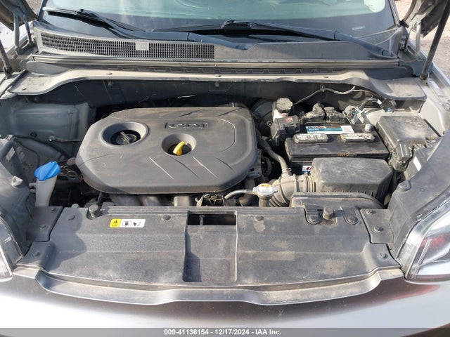 KIA SOUL + 2017 KNDJP3A59H7428891 Image 10