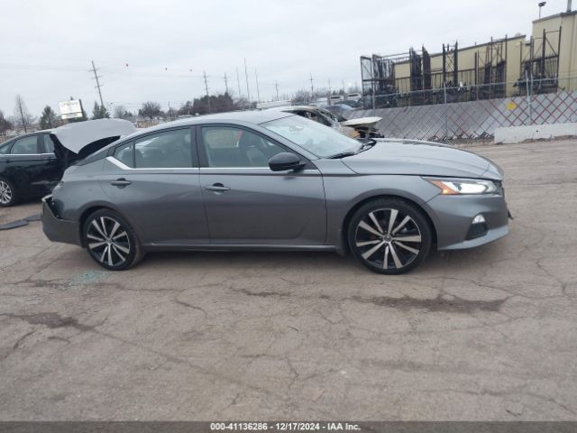 1N4BL4CV0NN322281 Nissan Altima Sr Fwd