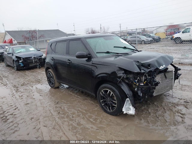 KIA SOUL LX 2022 KNDJ23AU5N7180611 Image 1