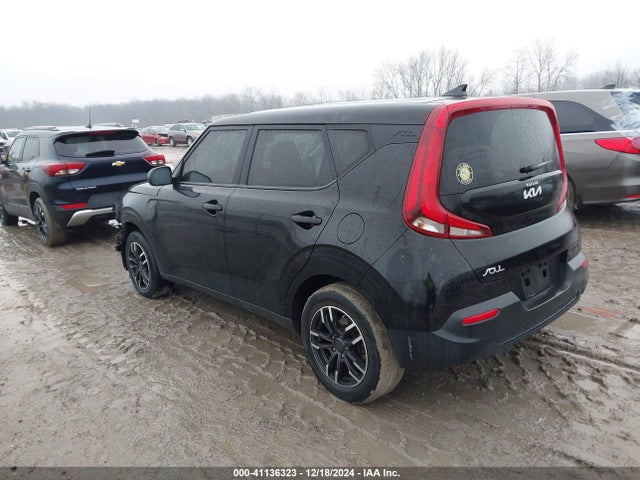 KIA SOUL LX 2022 KNDJ23AU5N7180611 Image 3