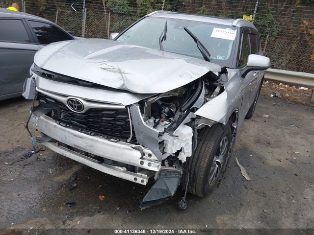 Toyota Highlander Xle 2022 5TDHZRBH5NS194013 Image 6