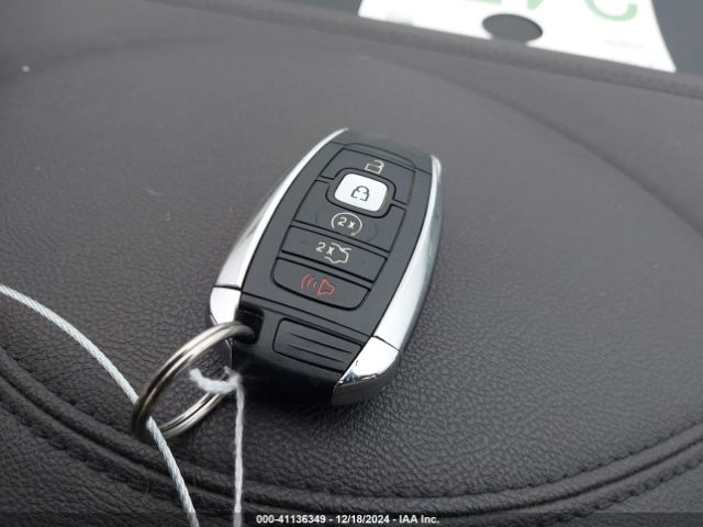 5LMCJ1D95HUL45885 Lincoln Mkc Premiere