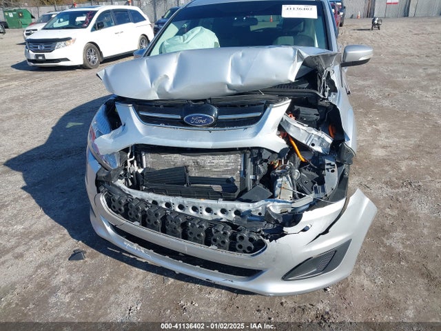 Ford C-max Energi Se 2017 1FADP5EU5HL103212 Image 6