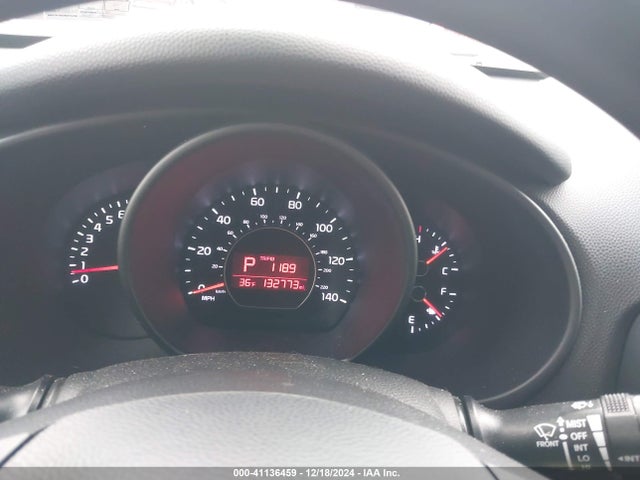 KIA SOUL + 2014 KNDJP3A58E7035203 Image 7