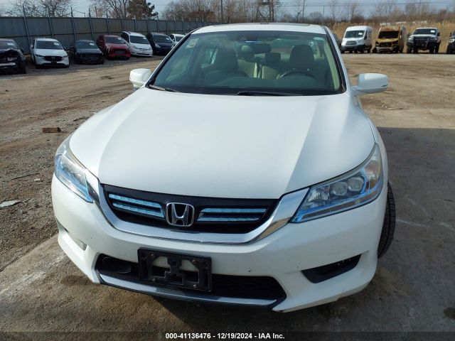 1HGCR6F73FA002775 Honda Accord Hybrid Touring