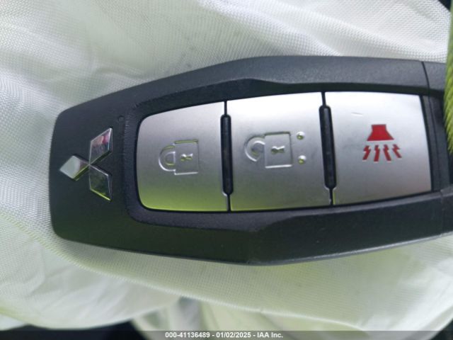 2022 MITSUBISHI OUTLANDER JA4J3TA87NZ063434 Photo 10